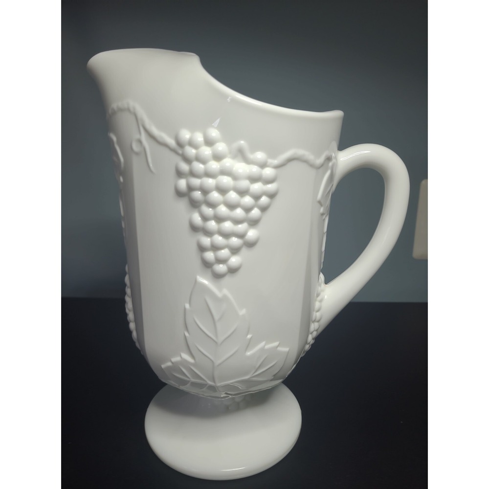 Vintage Indiana Colony Ice Lip Harvest Milk Glass Footed Pitcher grapevine 72 Oz